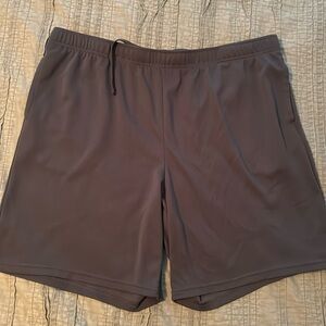 Men’s athletic shorts size 2XL